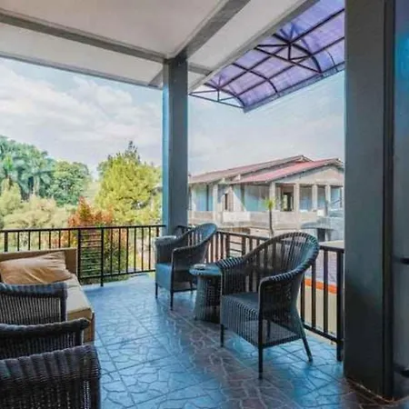 Hotel O Bogor Puncak Near Padang Golf Bukit Pelangi Formerly Gunung Geulis Village-2